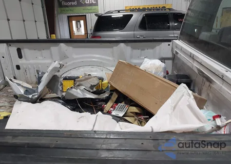 2018 Ford F-150 Xl z USA, uszkodzony, nr VIN 1FTMF1EP2JFA18106